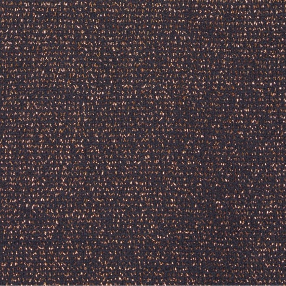 SKIMS SOFT SMOOTHING SHINE SCOOP
NECK BRALETTE Eclipse XS- NWT** discontinued - Picture 3 of 5